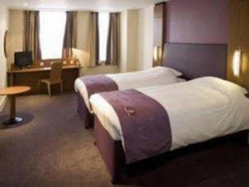 Premier Inn Wolverhampton City Centre Экстерьер фото