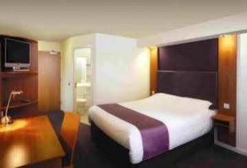 Premier Inn Wolverhampton City Centre Экстерьер фото